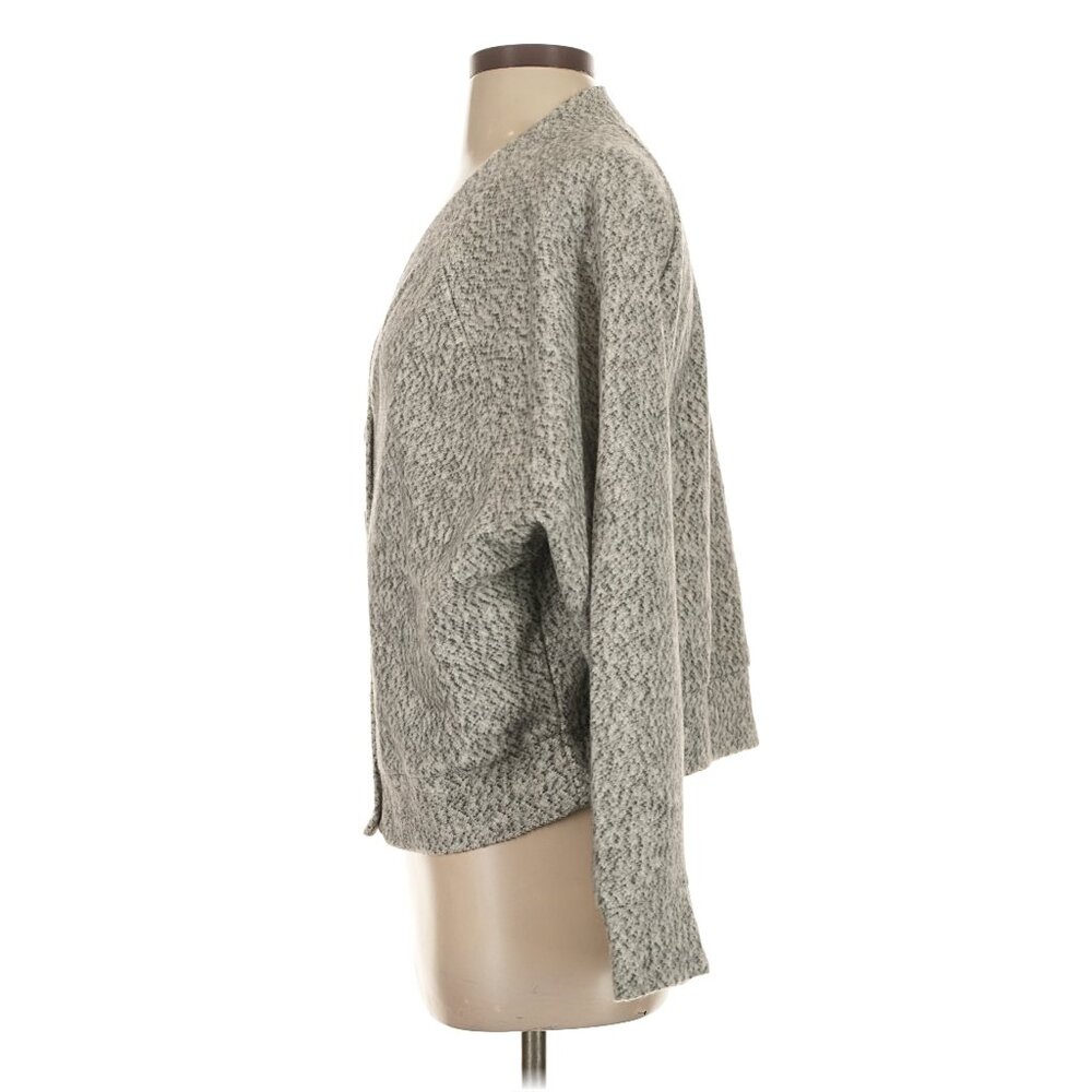 SOLD Madewell Brushed Bouclé Raglan-Sleeve Cardigan in Gray - Picture 7 of 13